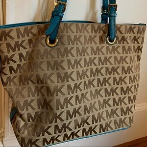 Michael Kors MK tote